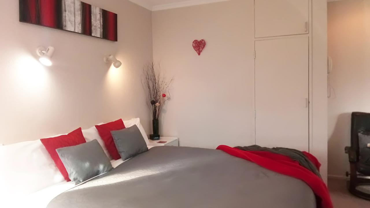Almond Court Motel 알렉산드라 외부 사진